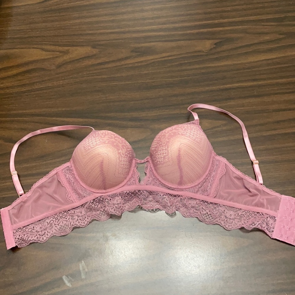 Pink Lace Bra    Like new!   Size 34C